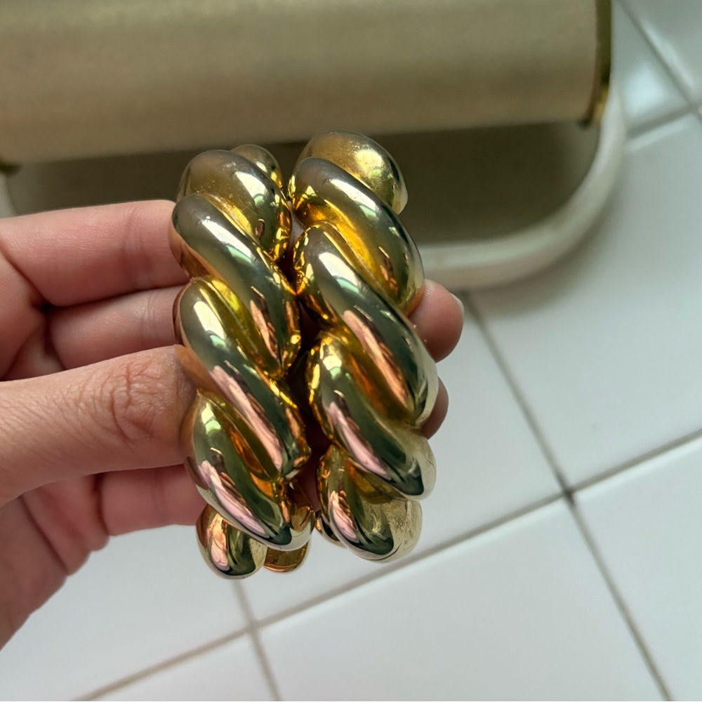 Vintage Gold Bangles - Picture 5 of 5